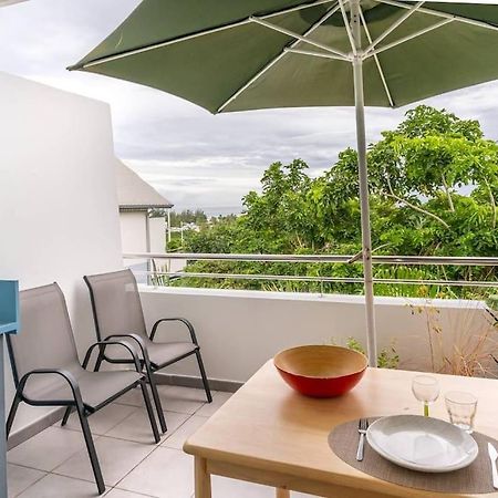 Flamboyant - Studio 2 Personnes Avec Lit De Qualite Hoteliere Separable Pour Couple Ou Amis Avec Tres Belle Terrasse A 12 Min A Pied Ou 4 Min En Voiture Du Lagon De L'Ermitage - St Gilles Les Bains 라 살린 레 뱅 외부 사진